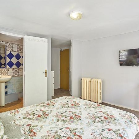 Hotel Le Petit Borda Paříž Exteriér fotografie